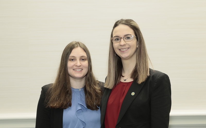 Jaclyn Feigold (left) and Maggie Donlevie