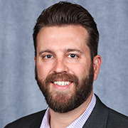 Derek  Szesny